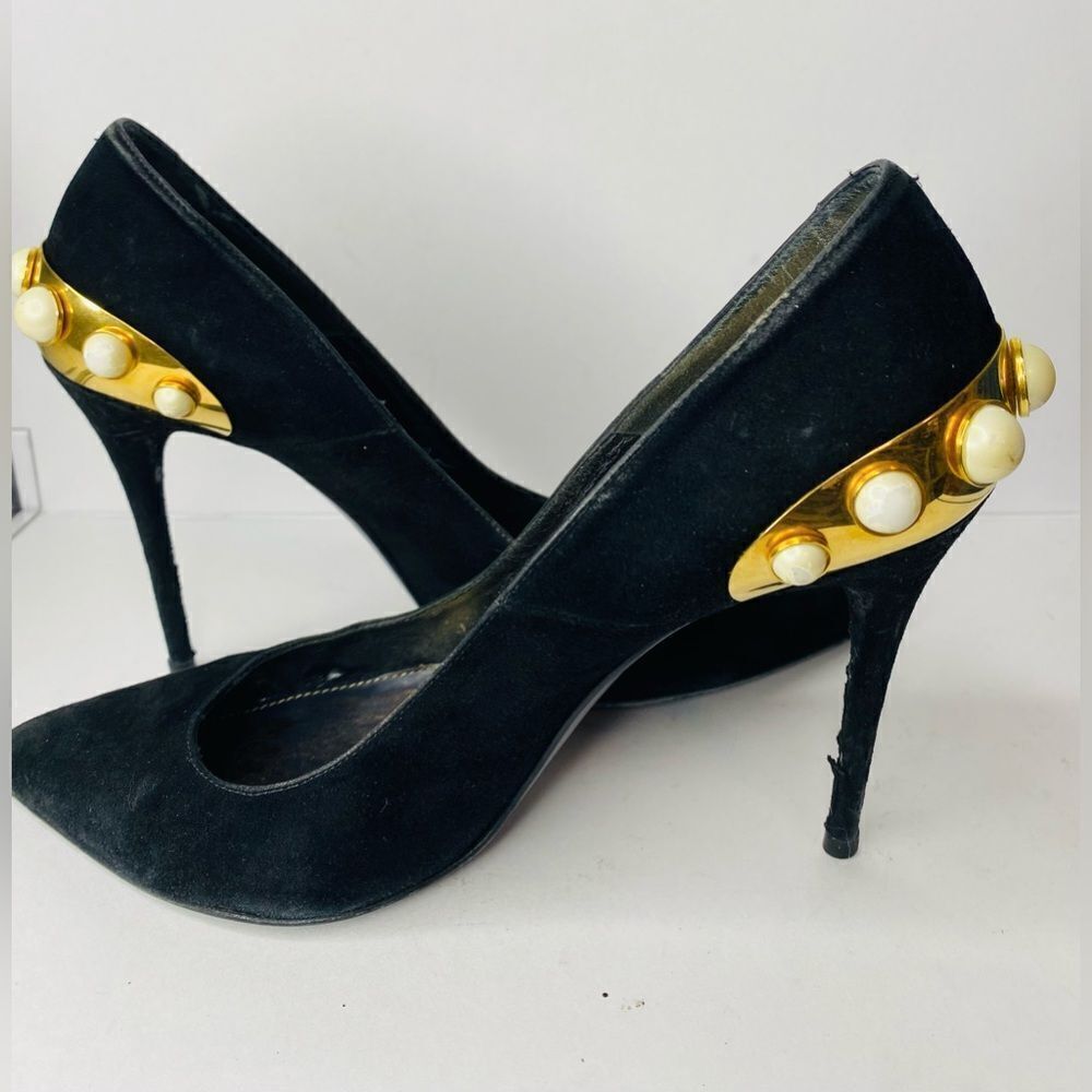 🛍️ Alexander McQueen Black Suede Pearl Embellished Pointed Toe Pumps